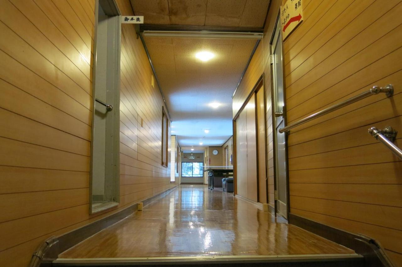 Muroran Karurusu Onsen Suzuki Ryokan מראה חיצוני תמונה